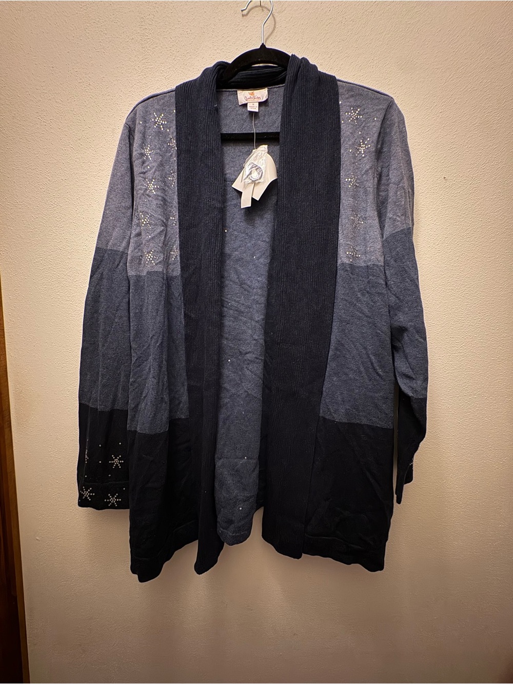 Open-Front Colorblock Cardigan with Sparkle Snowflake Accents - Gray & Black